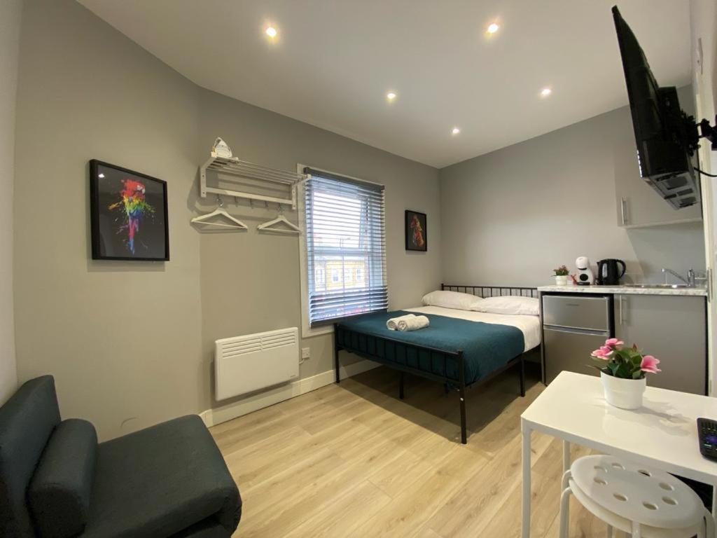 Holloway - Next To Emirates Stadium - Private Bathroom - Shared Kitchen Апартаменты Лондон