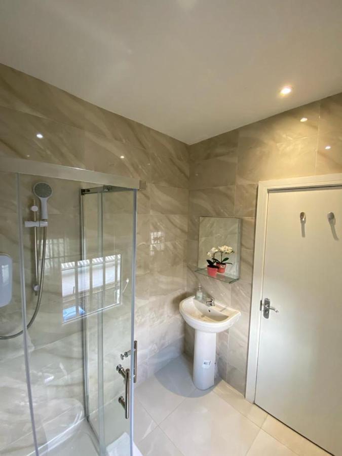 Апартаменты Holloway - Next To Emirates Stadium - Private Bathroom - Shared Kitchen *