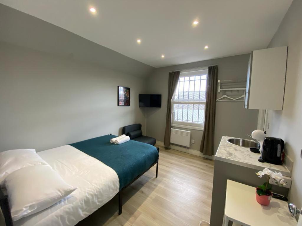 Апартаменты Holloway - Next To Emirates Stadium - Private Bathroom - Shared Kitchen *