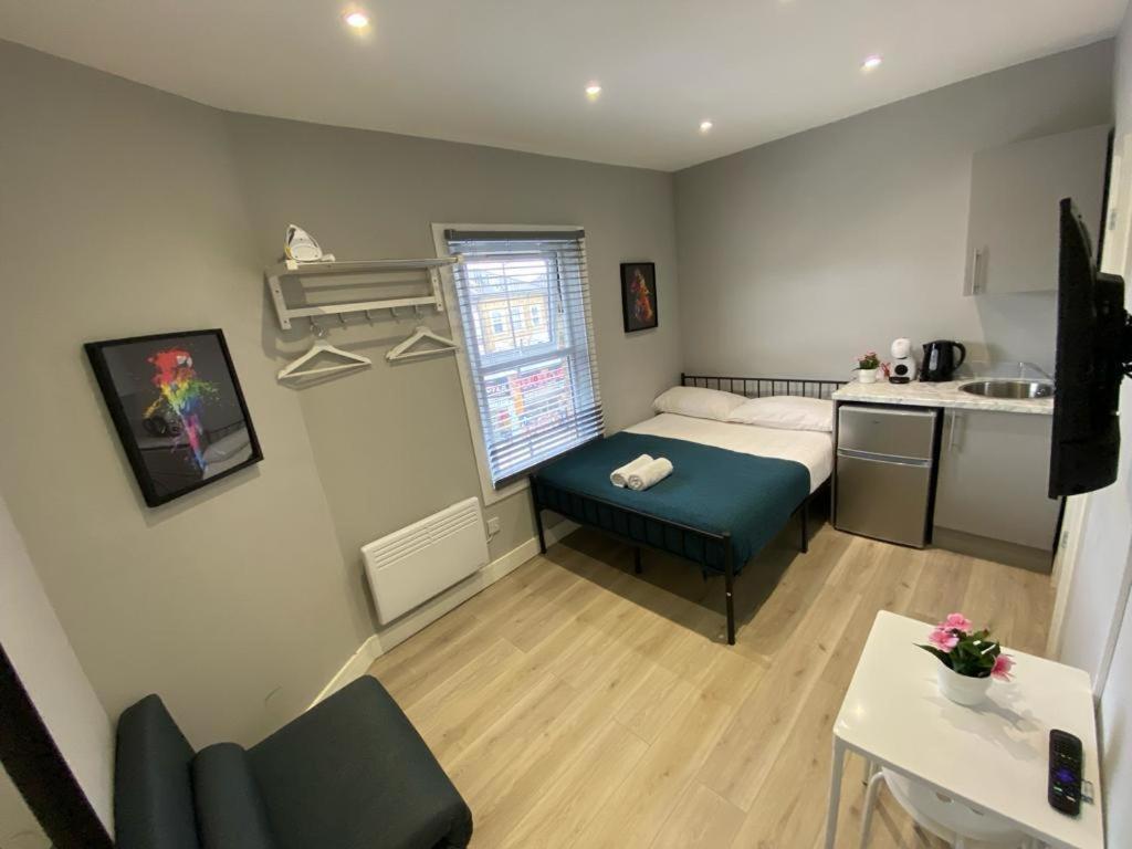 Апартаменты Holloway - Next To Emirates Stadium - Private Bathroom - Shared Kitchen Лондон